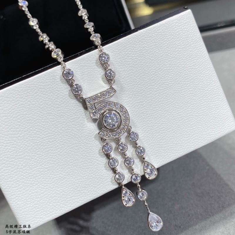 Ch**el necklaces